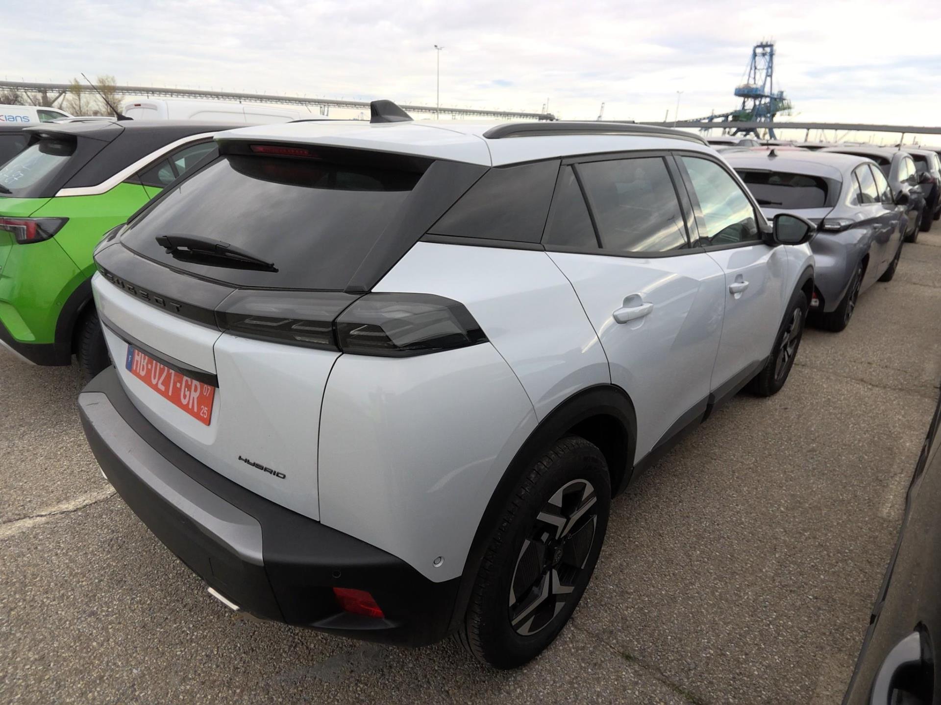 Peugeot 2008 Hybrid 136 e-DCS6 Allure 2025