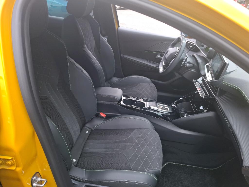 Peugeot 208 PureTech 100 S&S EAT8 GT Pack 2022