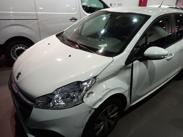 Foto Peugeot 208 4