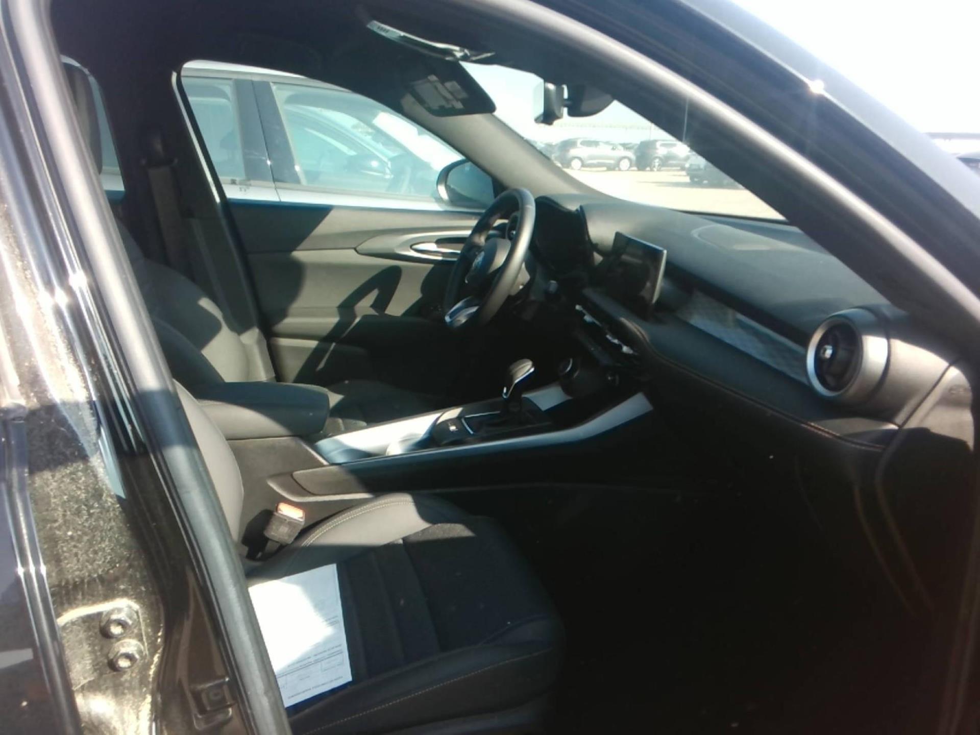 ALFA ROMEO Tonale 1.3 Hybride Rechargeable PHEV 280ch AT6 Q4 Ti 2023