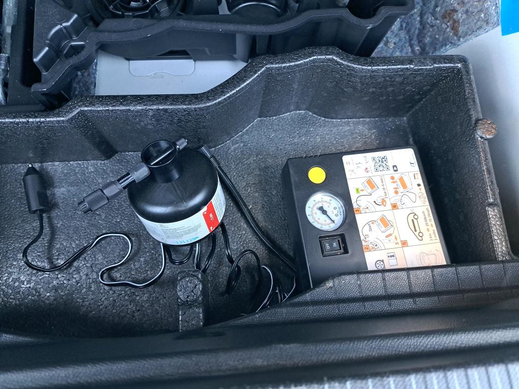 Peugeot 2008 PureTech 130 S&S EAT8 Active Business 2021
