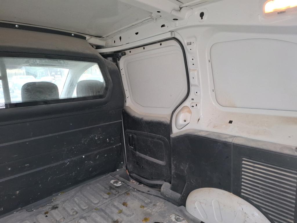 Peugeot PARTNER FOURGON STANDARD 1.6 BLUEHDI 100 BVM5 PREMIUM 2017