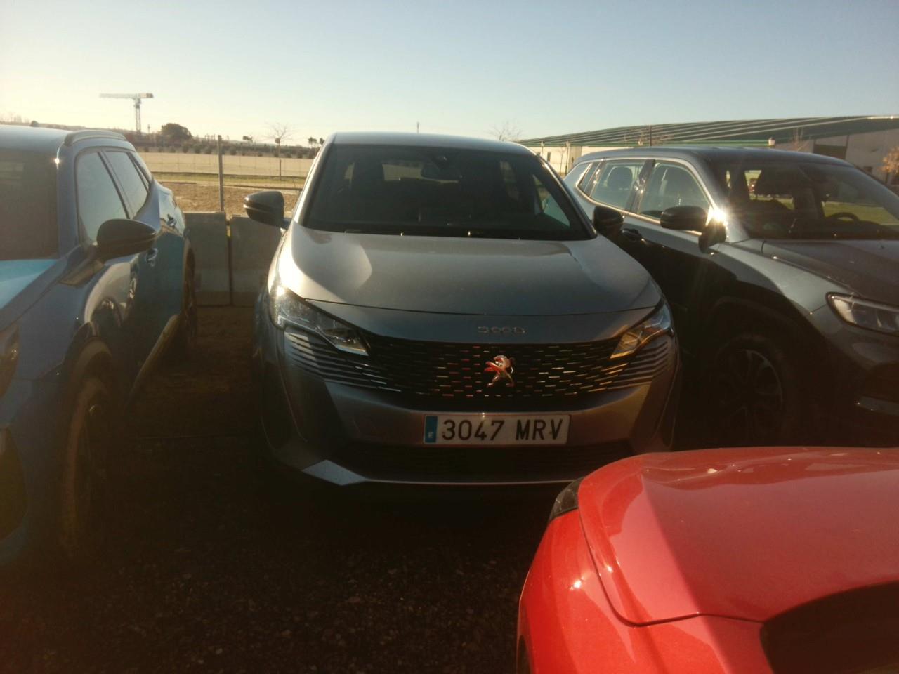 Peugeot 3008 3008 Allure Pack Gasolina 130 S&S 6 Vel. MAN