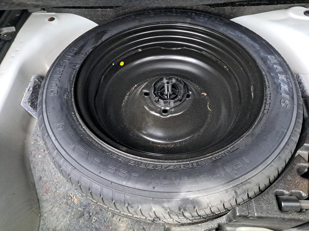 Peugeot 2008 PureTech 130 S&S EAT8 Allure Business 2021