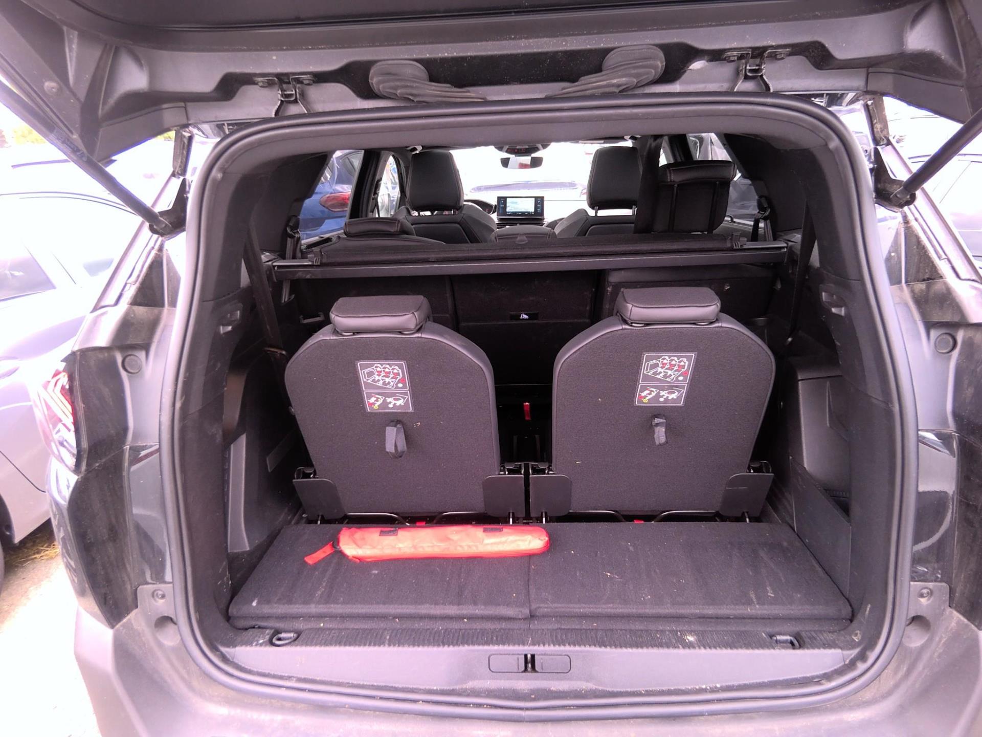 Peugeot 5008 Hybrid 136 e-DCS6 GT 2024