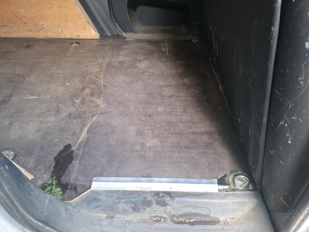 Peugeot PARTNER FOURGON STANDARD 650 KG BLUEHDI 100 S&S BVM5 PREMIUM 2020