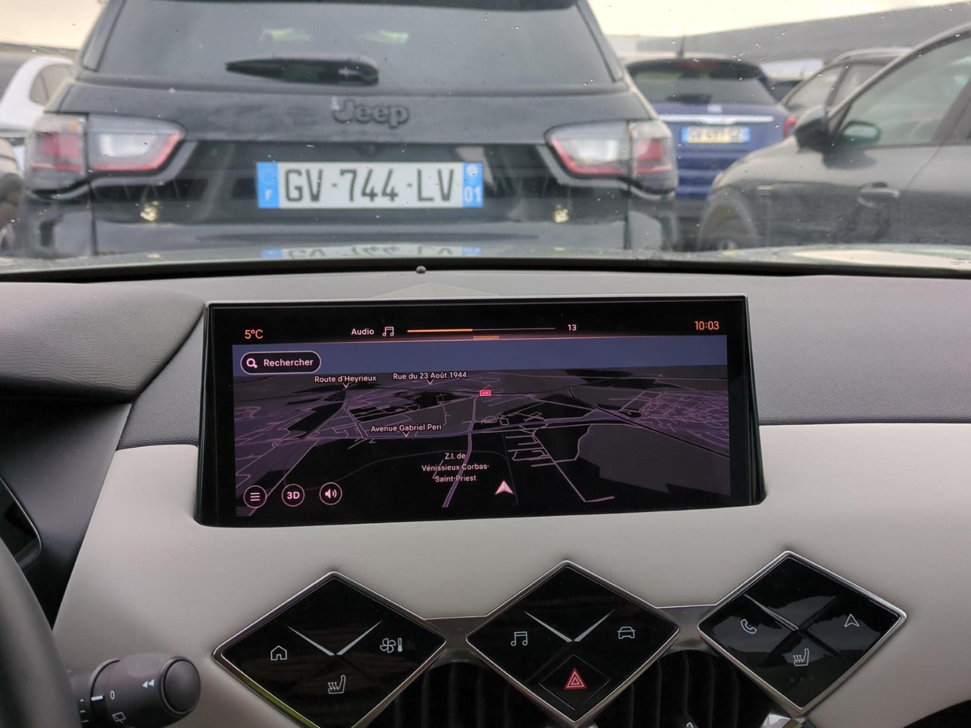 DS DS 3 PureTech 130 EAT8 Esprit de Voyage 2024