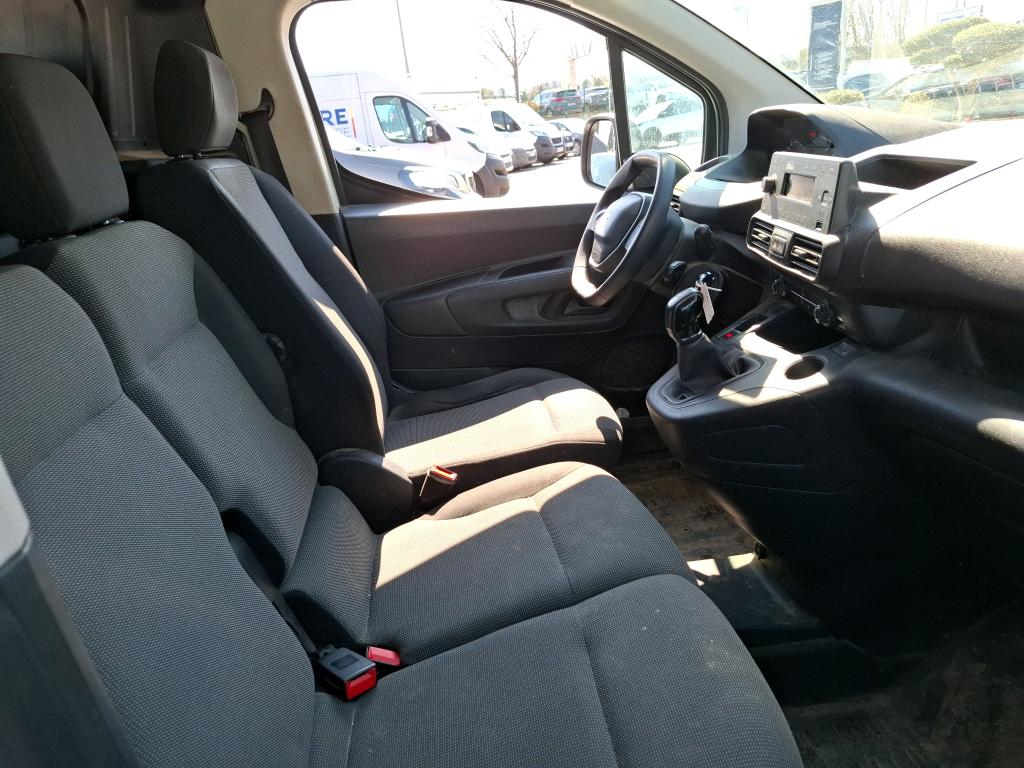 Peugeot PARTNER FOURGON STANDARD 650 KG BLUEHDI 100 S&S BVM5 PREMIUM 2019