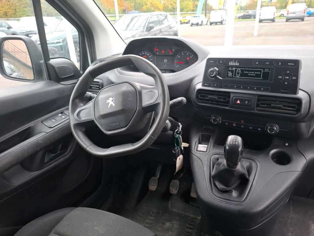 Peugeot PARTNER FOURGON STANDARD 650 KG BLUEHDI 100 S&S BVM5 PREMIUM 2020