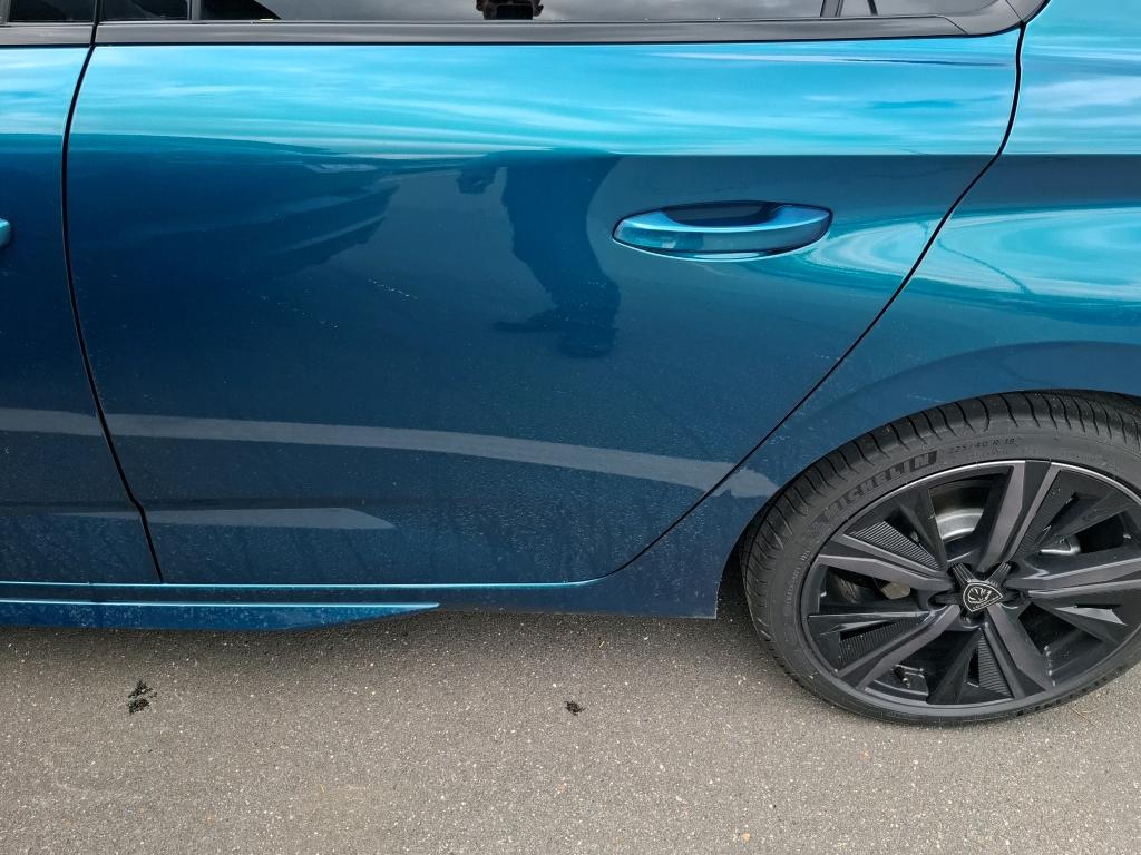 Peugeot 308 Hybrid 145 e-DCS6 GT 2025