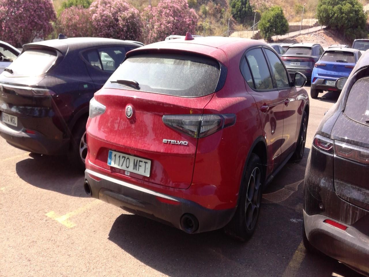 Foto Alfa Romeo Stelvio 5