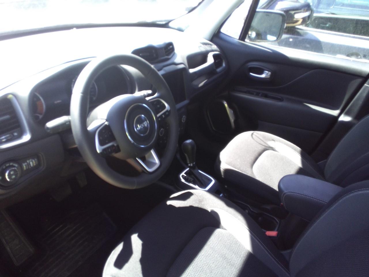 Foto Jeep Renegade 3