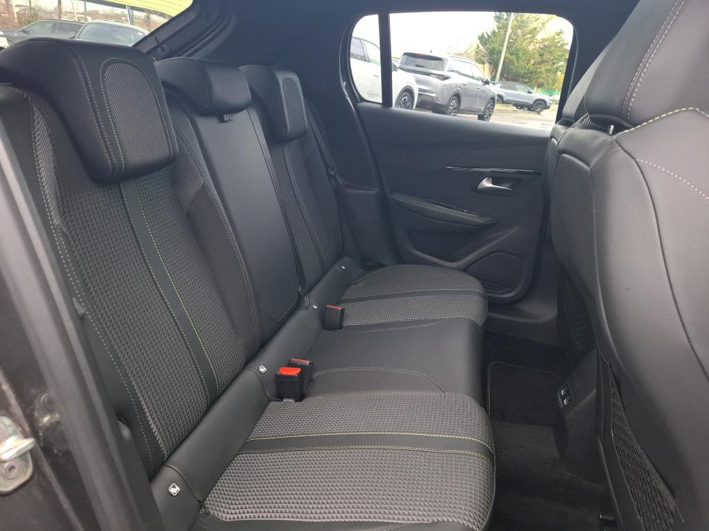 Peugeot 208 PureTech 100 S&S EAT8 GT 2022