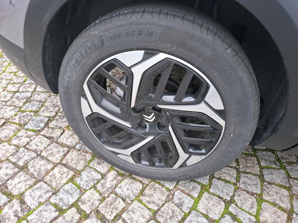 Citroen C4 PureTech 130 S&S EAT8 Shine 2023