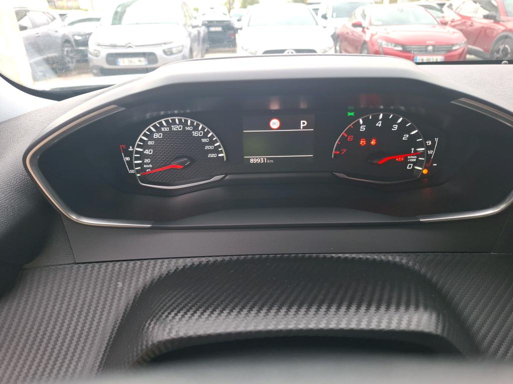 Peugeot 2008 BlueHDi 130 S&S EAT8 Allure 2022