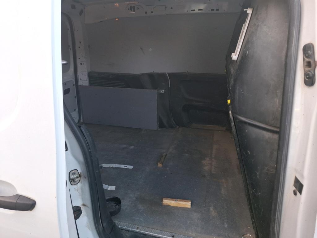 Peugeot PARTNER FOURGON STANDARD 650 KG BLUEHDI 100 S&S BVM5 PREMIUM 2020