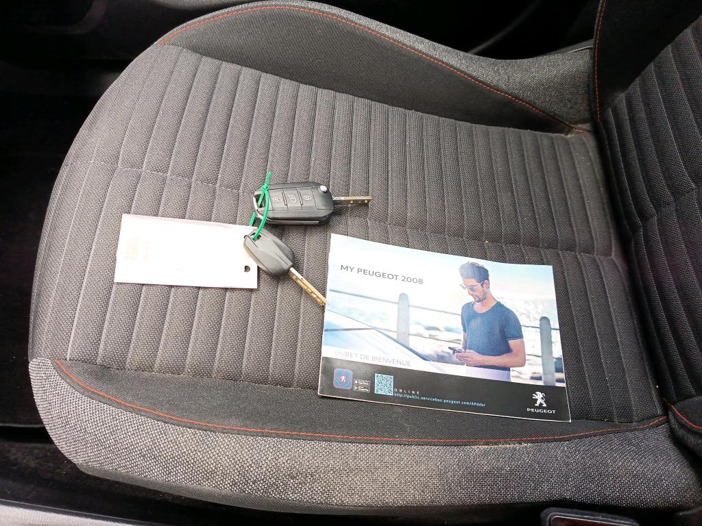 Peugeot 2008 BlueHDi 110 S&S BVM6 Active Business 2021