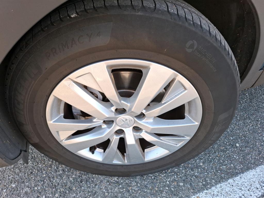 Peugeot 3008 BlueHDi 130ch S&S EAT8 Active Pack 2023
