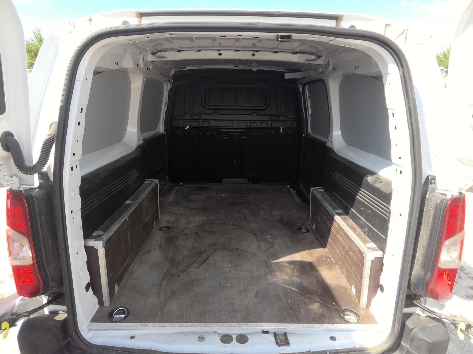 Citroen BERLINGO VAN TAILLE XL 950KG BLUEHDI 100 S&S BVM6  2024