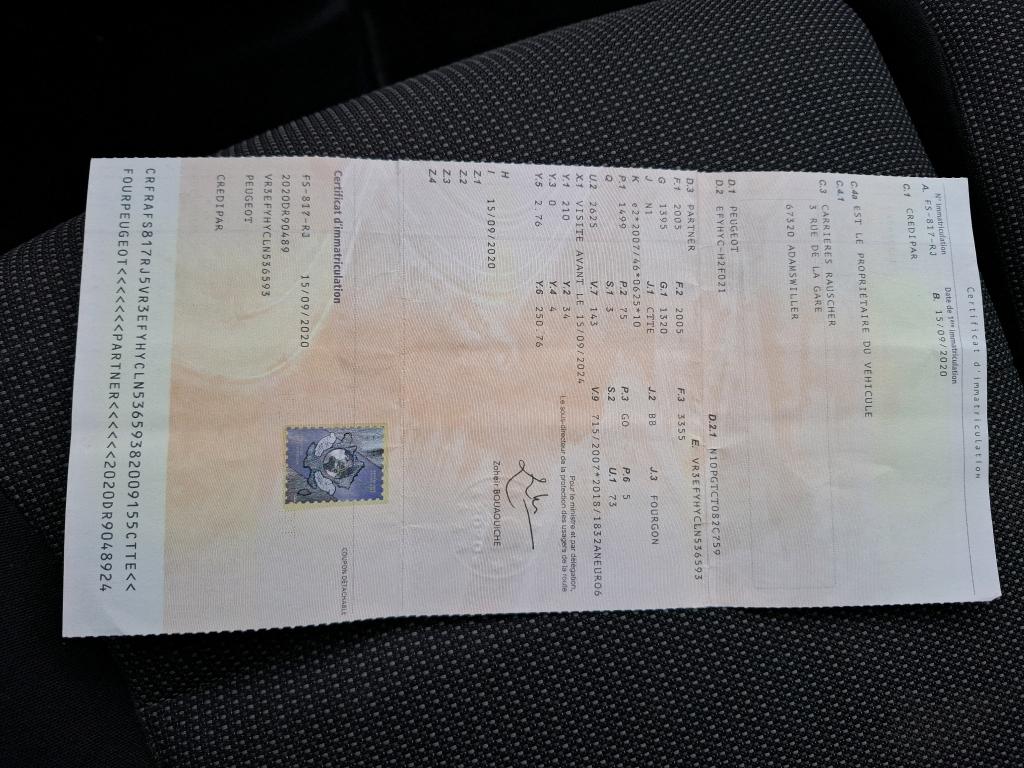 Peugeot PARTNER FOURGON STANDARD 650 KG BLUEHDI 100 S&S BVM5 PREMIUM 2020