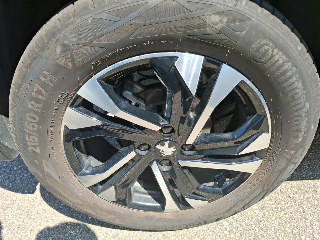 Peugeot 2008 PureTech 130 S&S EAT8 GT 2022