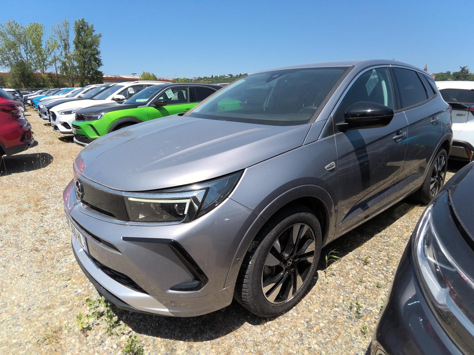 Opel Grandland Hybrid 225 ch BVA8 Elegance Business 2023
