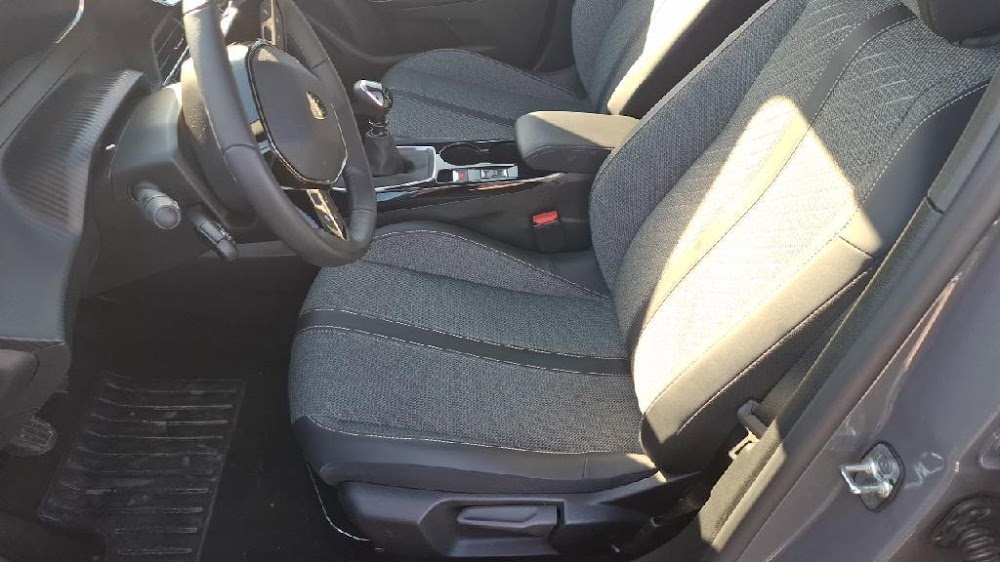 Foto Peugeot 2008 14
