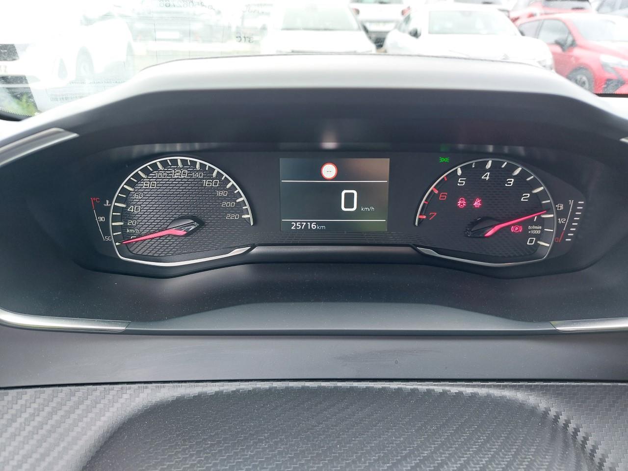Foto Peugeot 208 11