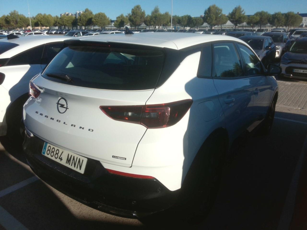 Foto Opel Grandland PHEV 4