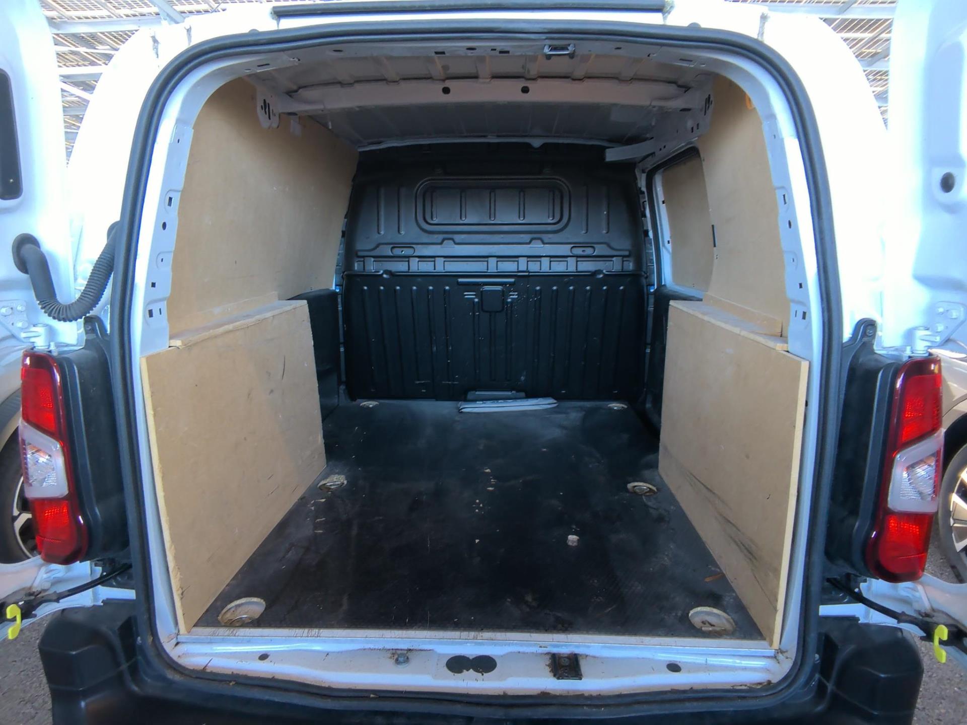 Opel COMBO CARGO M 600 KG PURETECH 110 S&S BVM6  2024