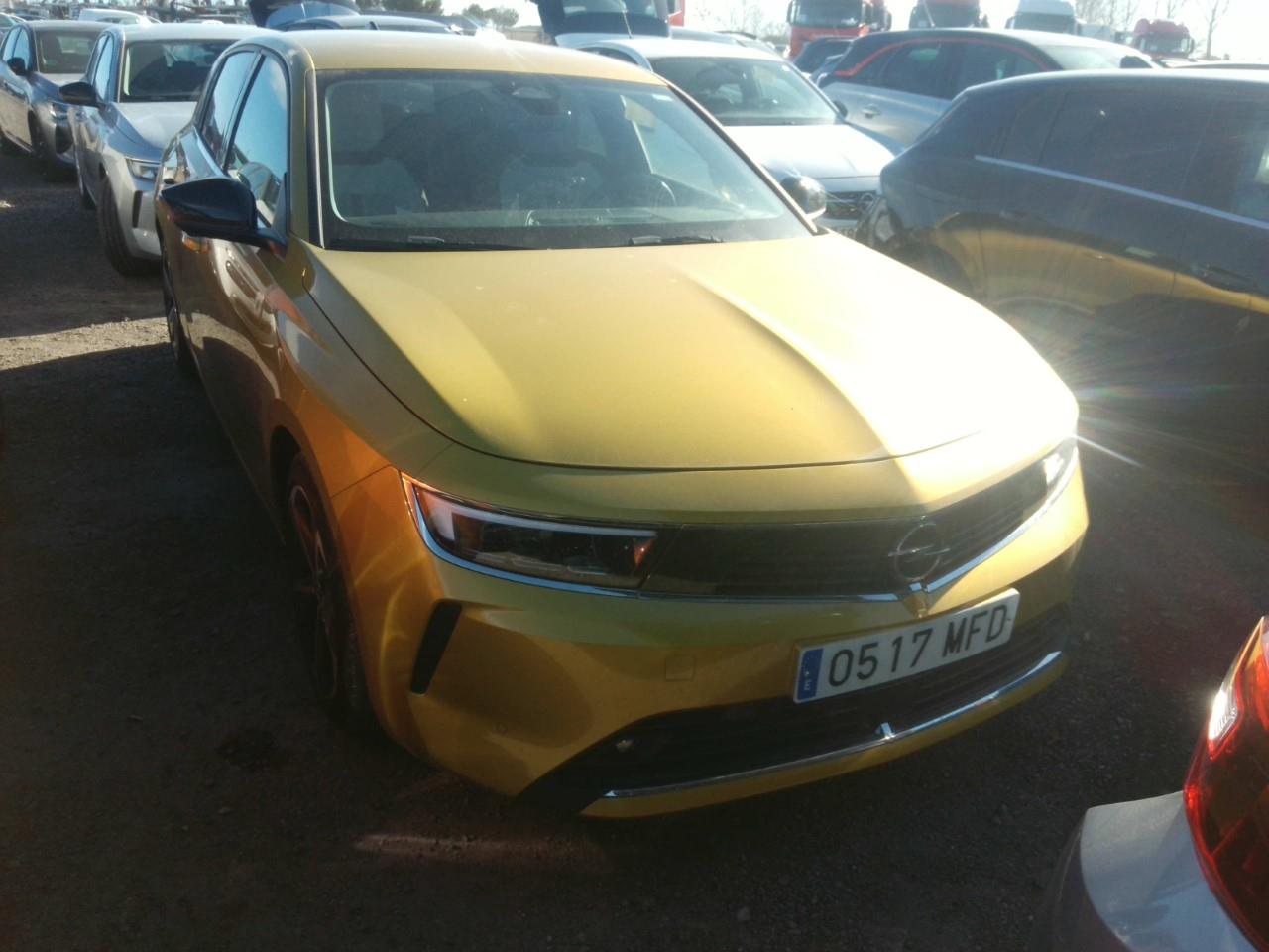 Opel Astra Nuevo Astra 5P Elegance 1.2T XHT MT6 S/S 130 HP (96kW)