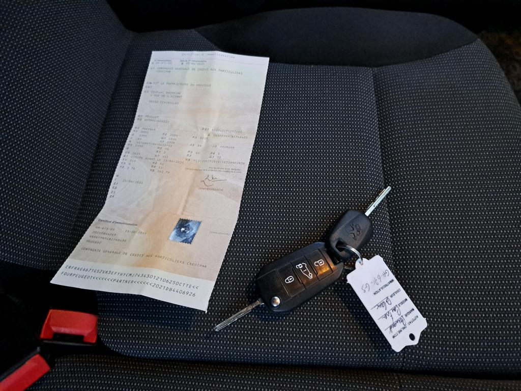 Peugeot PARTNER FOURGON STANDARD 650 KG BLUEHDI 100 S&S BVM5 ASPHALT 2021