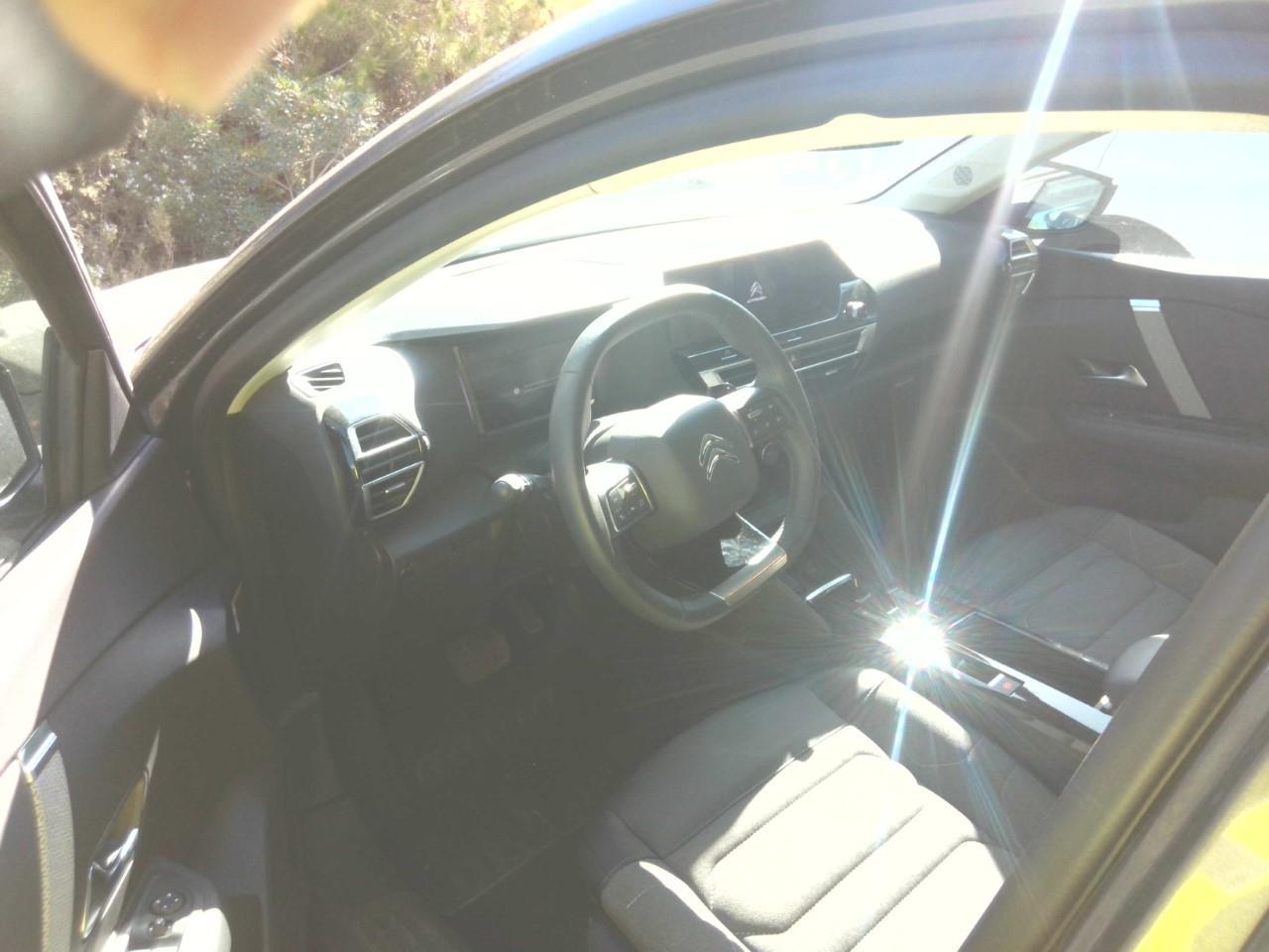 Foto Citroën C4 X 2