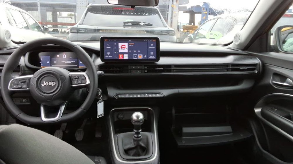 Foto Jeep AVENGER 14