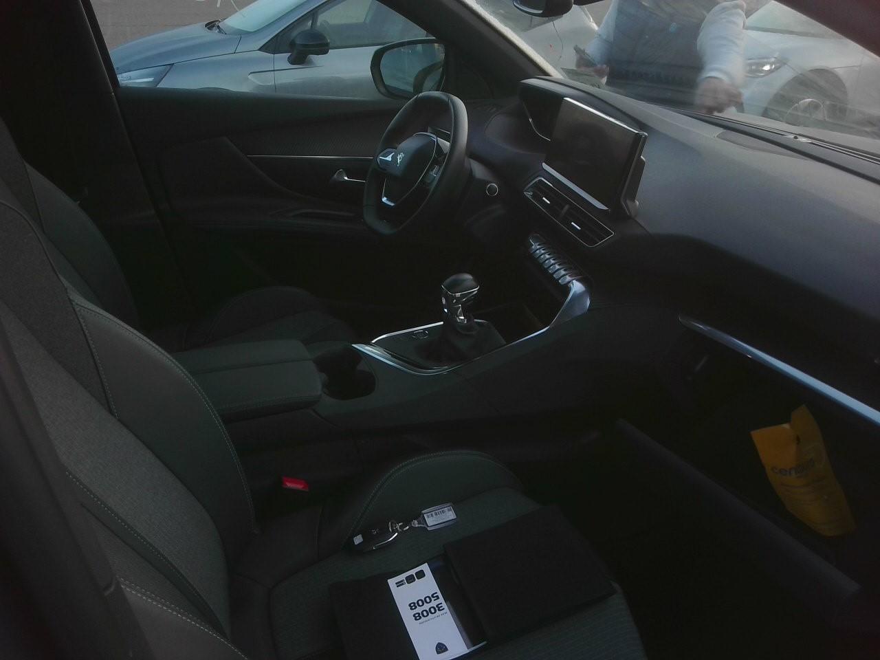 Foto Peugeot 3008 8