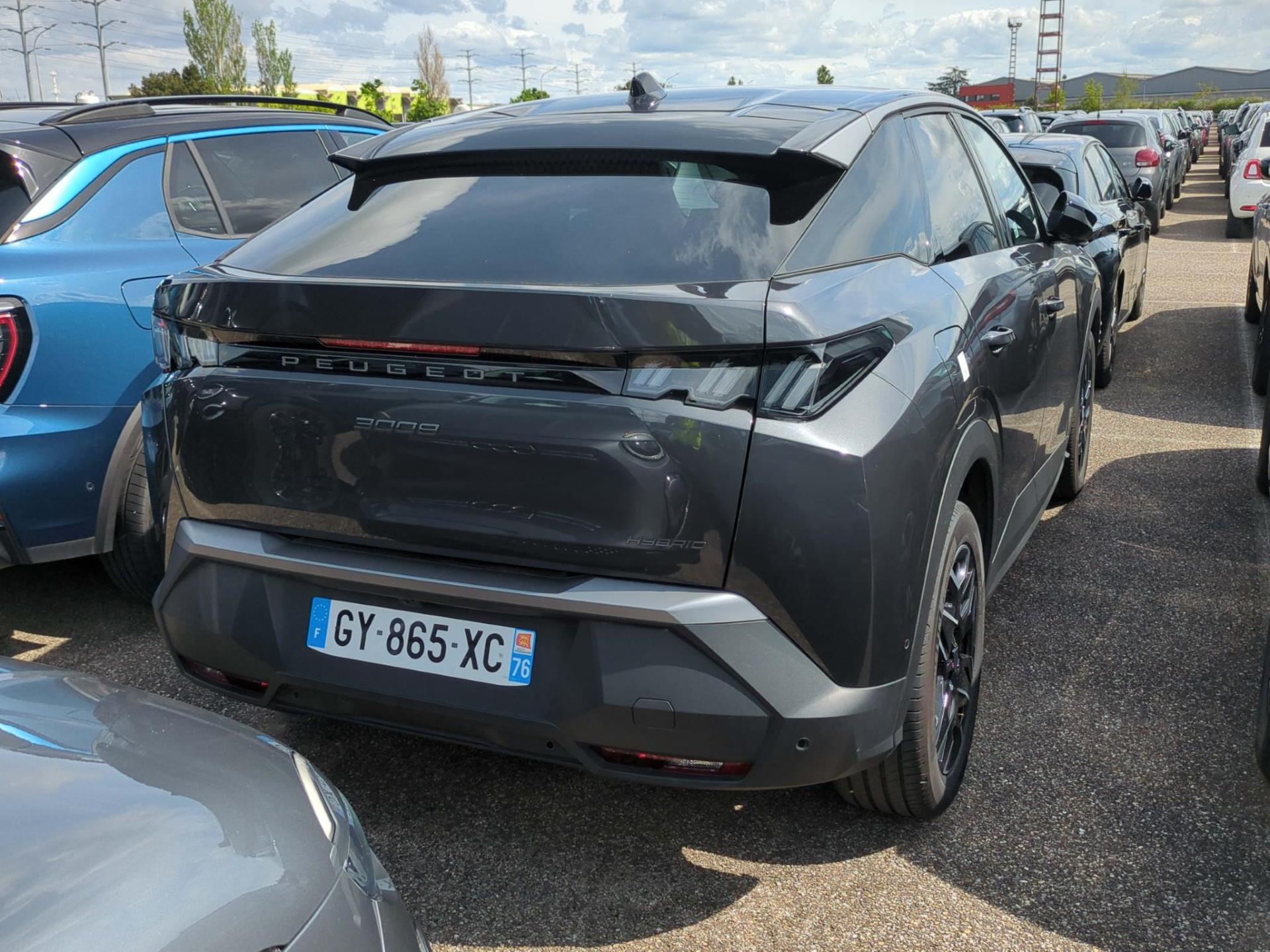 Peugeot 3008 Hybrid 136 e-DCS6 Allure 2024