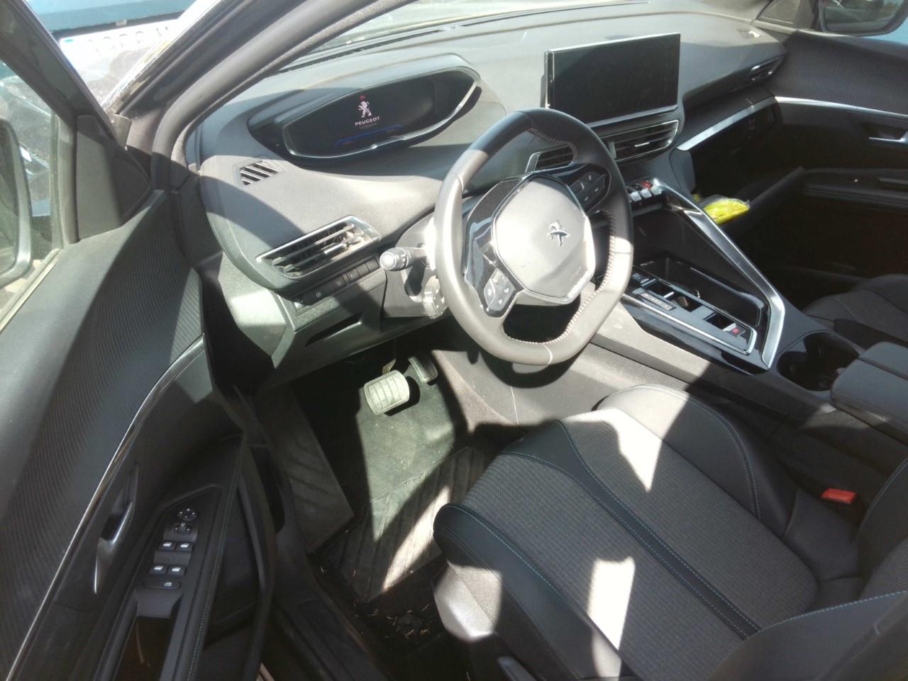 Foto Peugeot 3008 Plug-in Hybrid 3