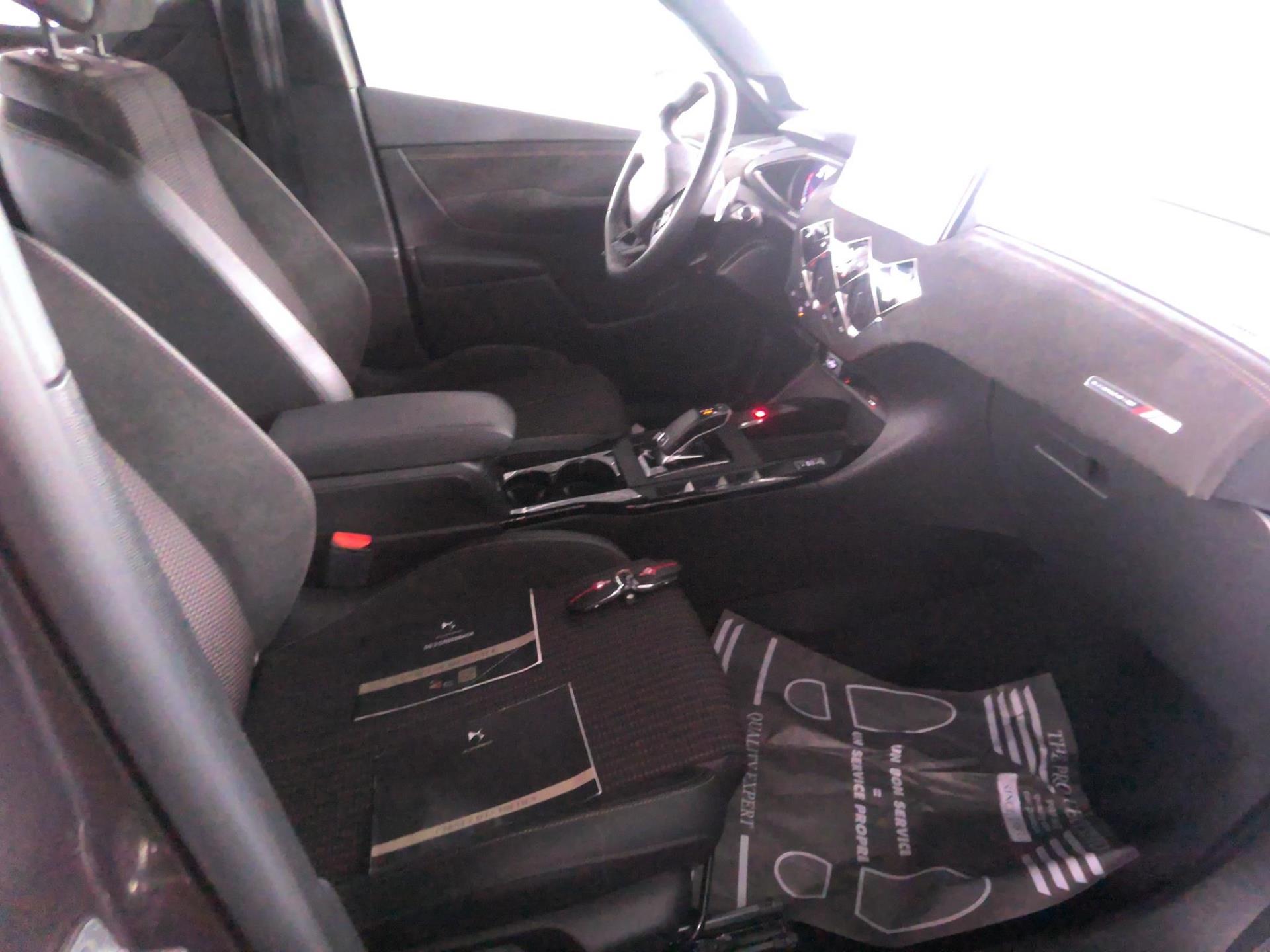 DS DS3 Crossback PureTech 130 EAT8 Performance Line 2021