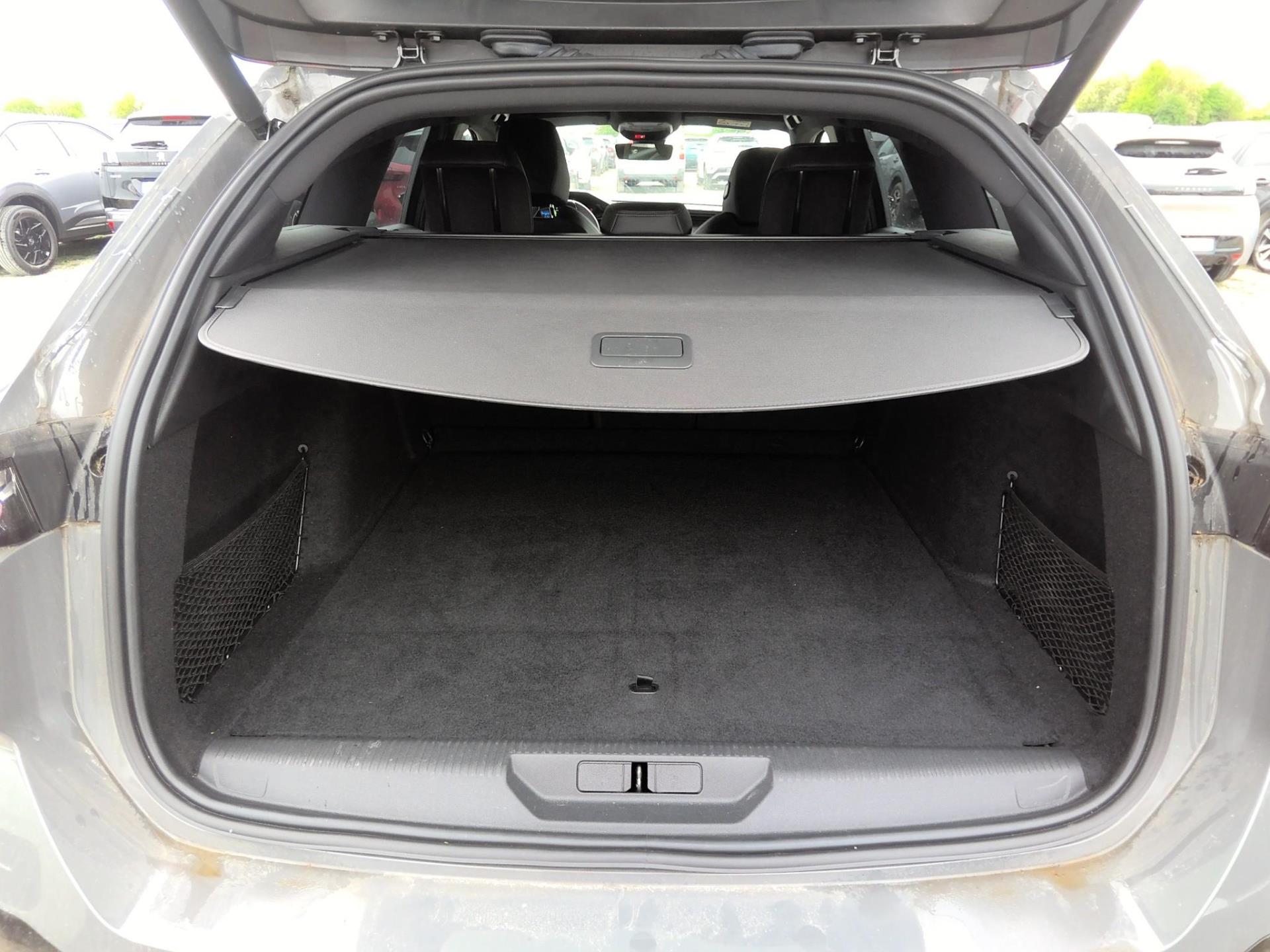 Peugeot 308 SW PHEV 225 e-EAT8 GT 2024