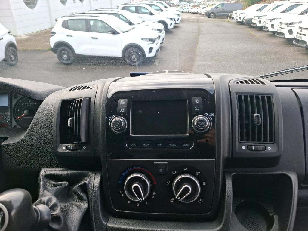 Peugeot BOXER TOLE 335 L2H2 BLUEHDI 120 S&S PREMIUM 2020