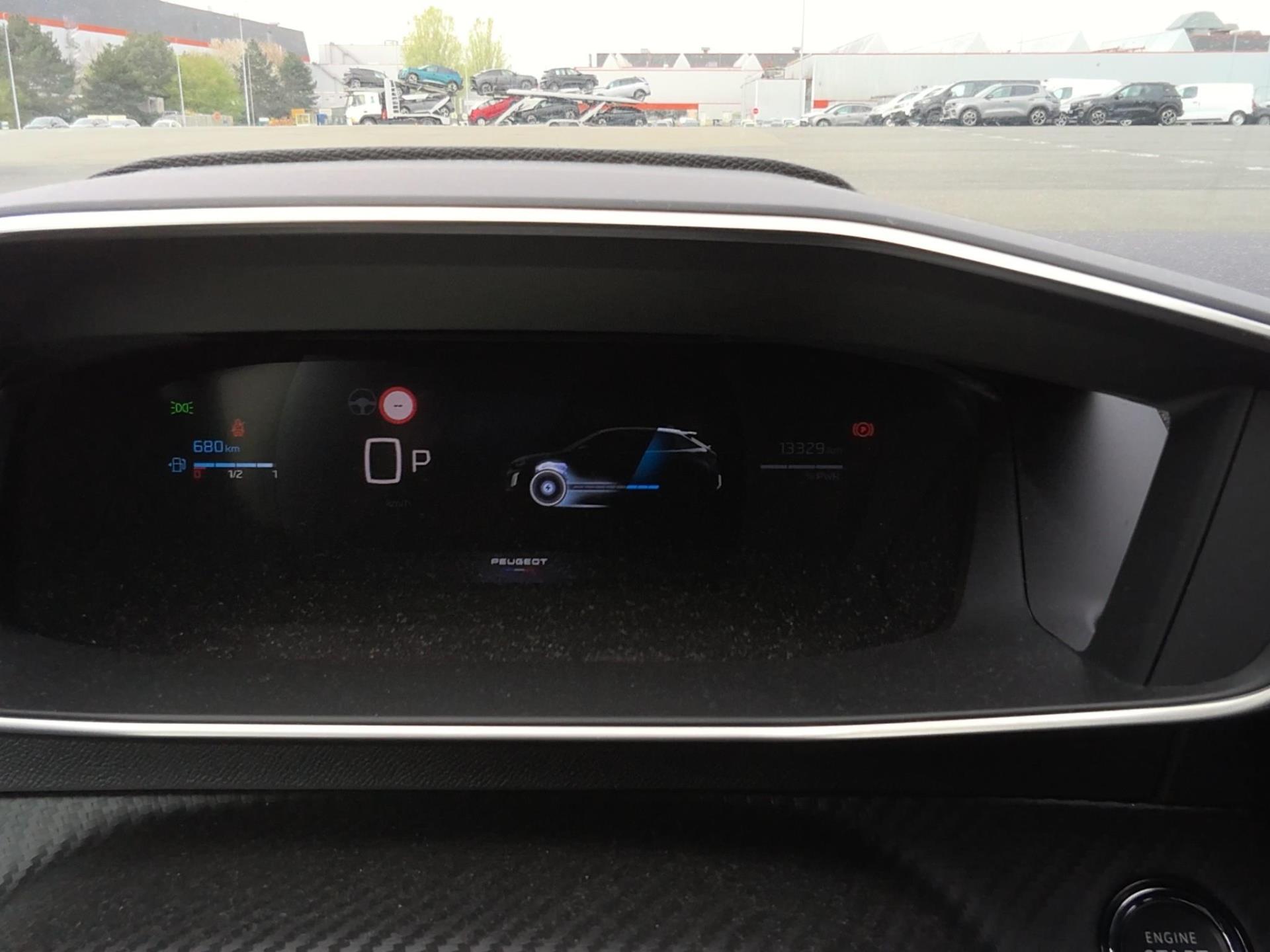 Peugeot 208 Hybrid 110 e-DCS6 GT 2025