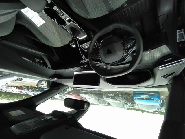 Foto Peugeot 2008 14