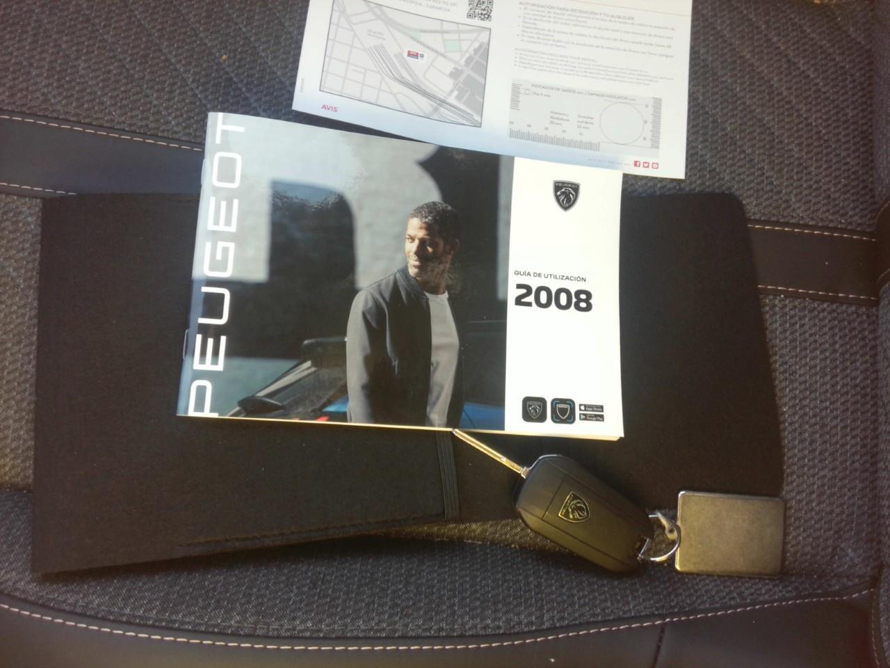 Foto Peugeot 2008 16
