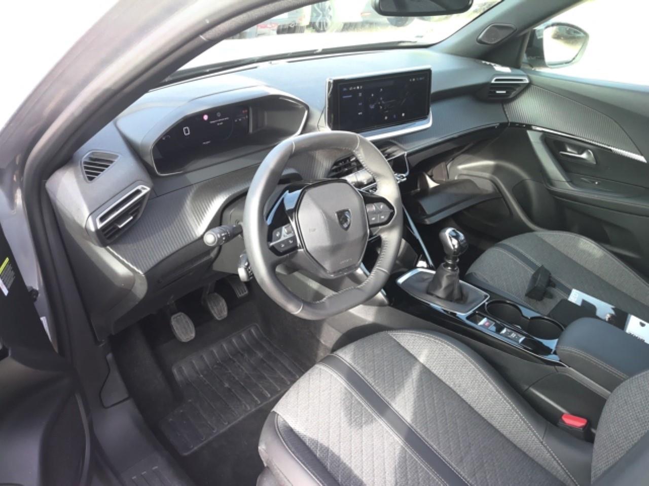 Foto Peugeot 2008 5