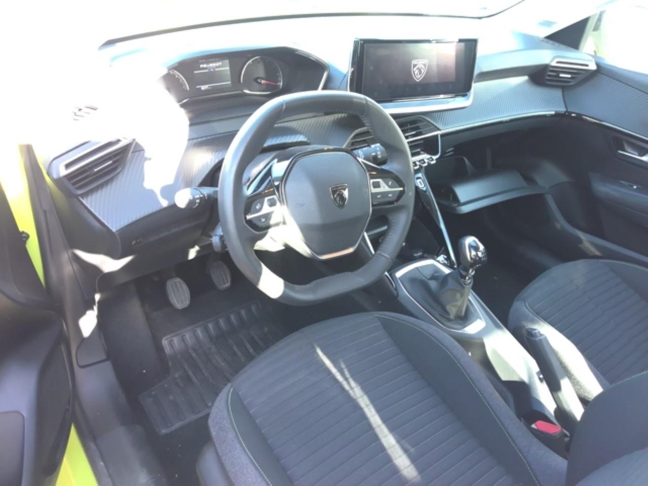 Foto Peugeot 208 3