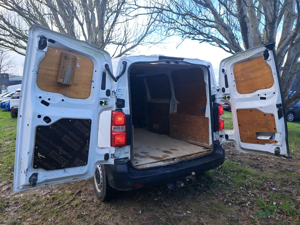 Peugeot EXPERT FGN TOLE STANDARD 2.0  BLUEHDI 120 S&S BVM6 PREMIUM 2021