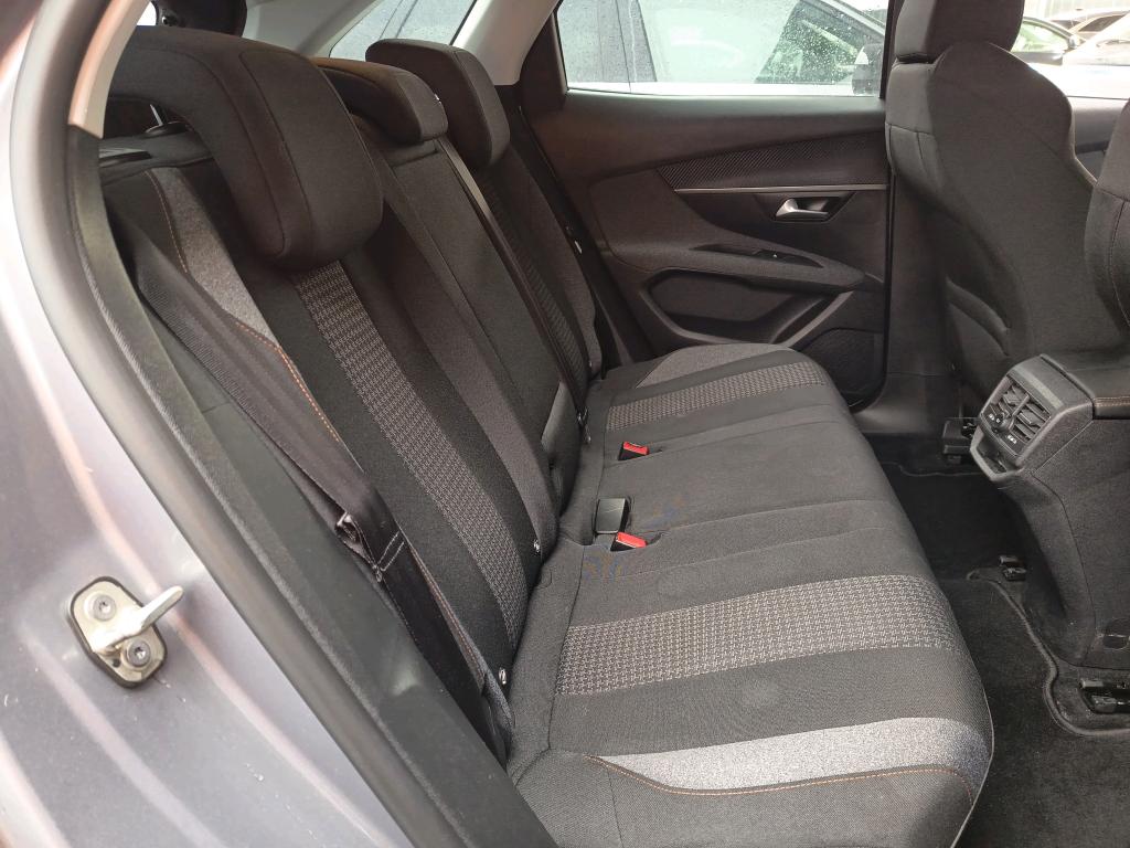 Peugeot 3008 BlueHDi 130ch S&S BVM6 Active Business 2020
