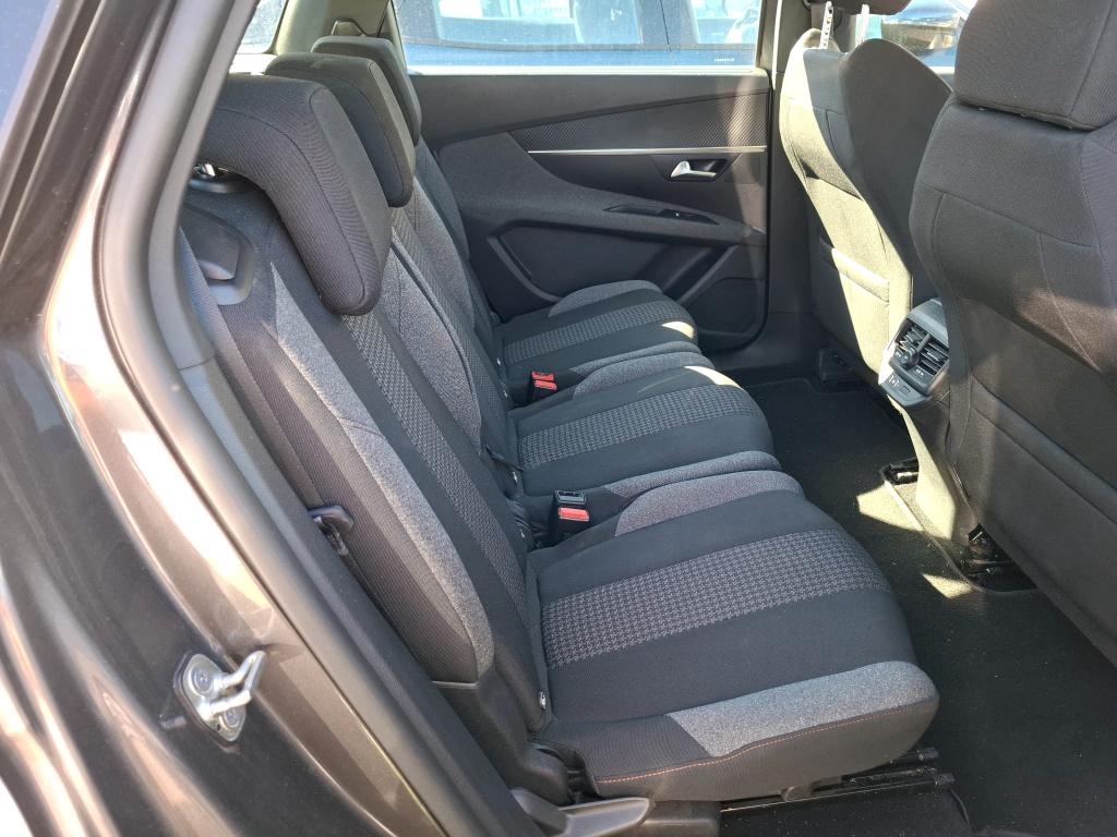 Peugeot 5008 BlueHDi 130ch S&S EAT8 Active Pack 2022