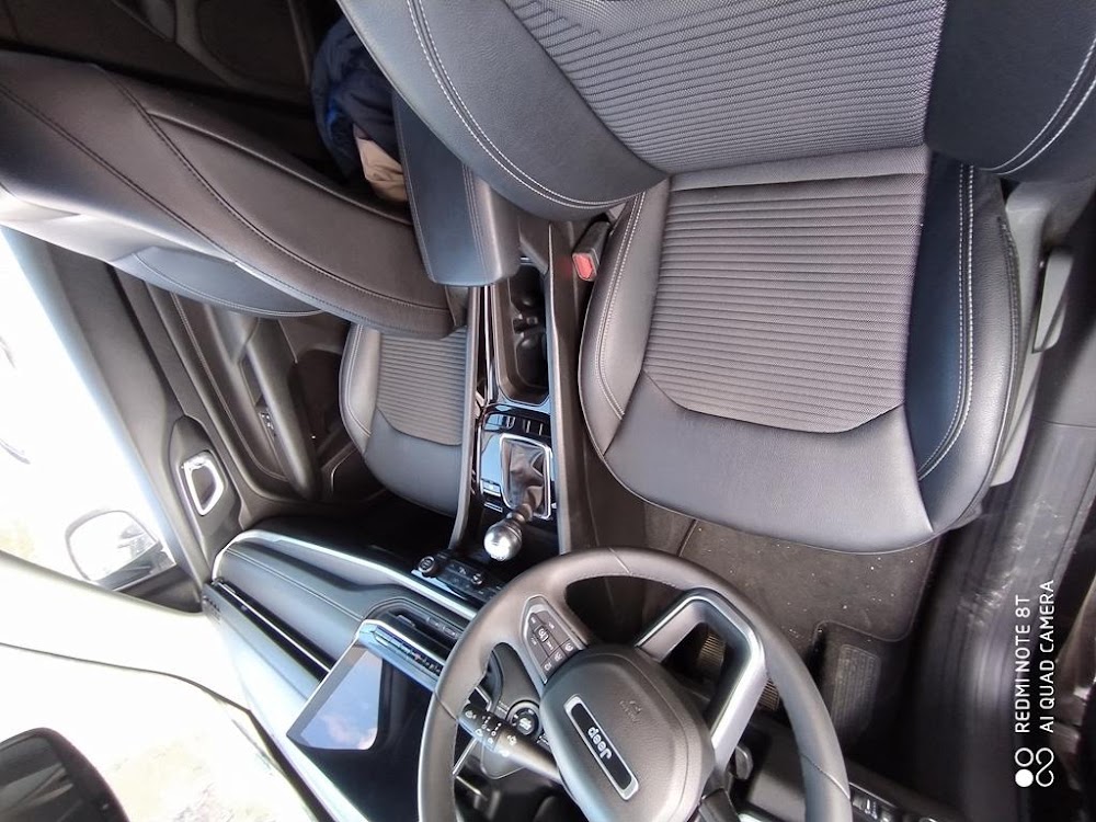 Foto Jeep Compass 10
