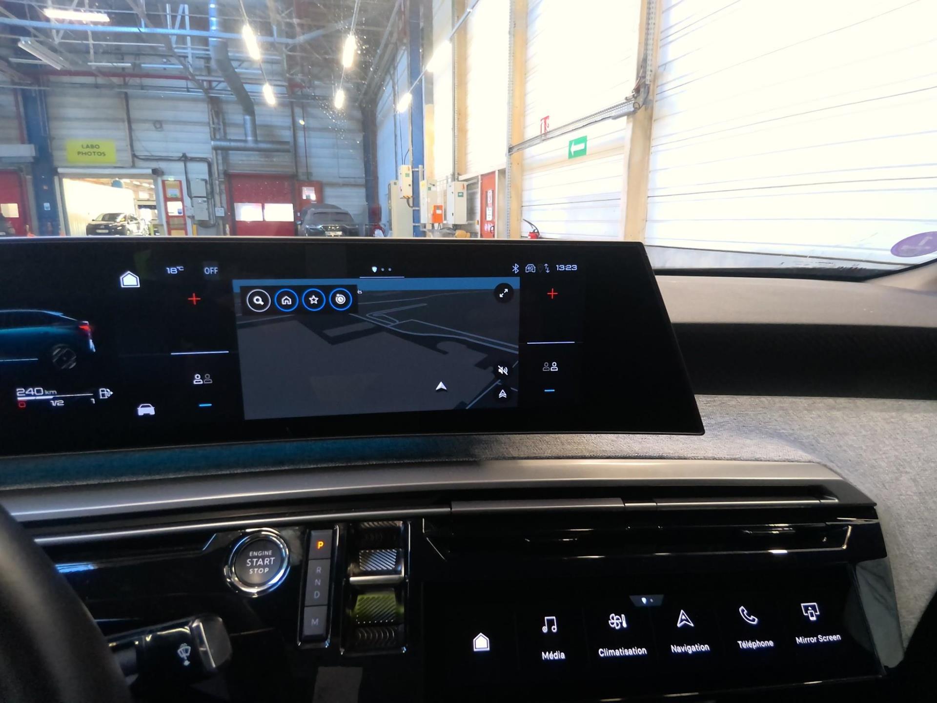 Peugeot 3008 Hybrid 136 e-DCS6 Allure 2024
